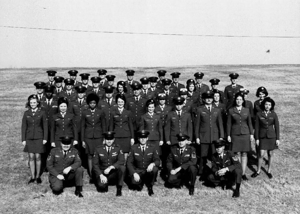 1976: Women admitted to service academies